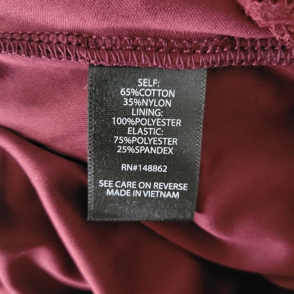 NWT Torrid Size 1 Long Sleeve Lace Cold Shoulder Top - Picture 11 of 11